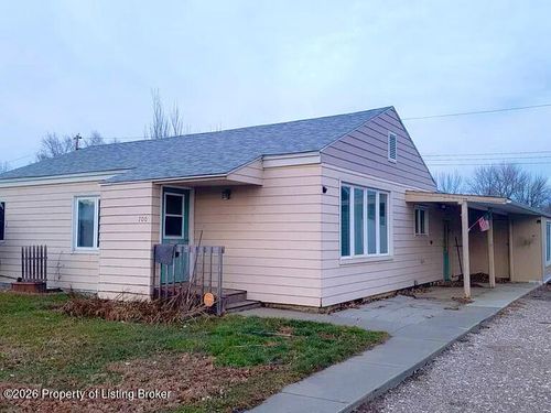 700 5th Ave W, Lemmon, SD, 57638-1754 | Card Image