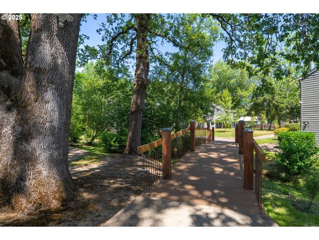 5312 Sw Erickson Ave, Condo with 2 bedrooms, 2 bathrooms and 1 parking in Beaverton OR | Image 38
