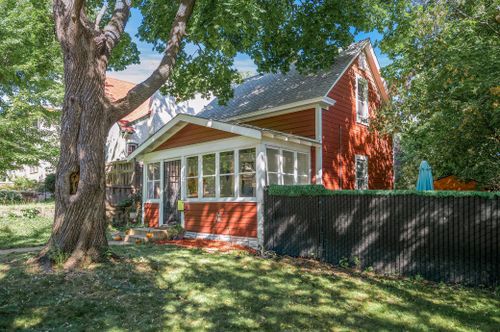 2106 Thomas Avenue N, Minneapolis, MN, 55411 | Card Image