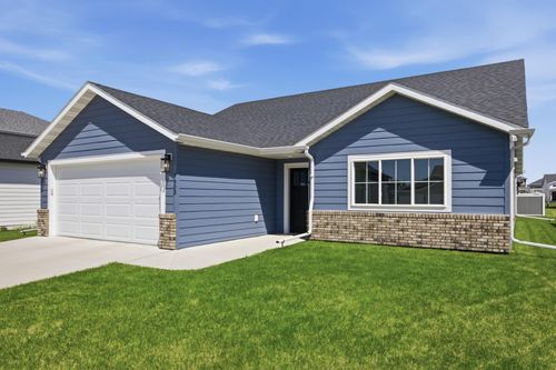 7903 Buckthorn Ave, Horace, ND, 58047-3712 | Card Image