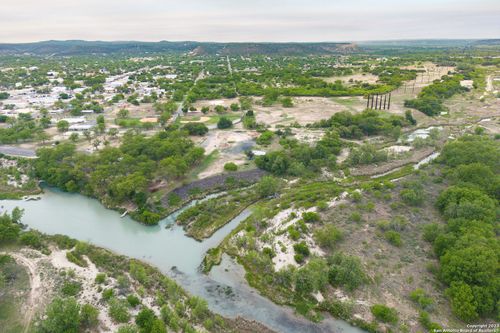 308 Hackberry St, Junction, TX, 76849-4133 | Card Image