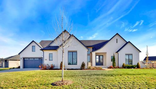 2214 N Emmalyn Cir, Wichita, KS, 67205-1815 | Card Image