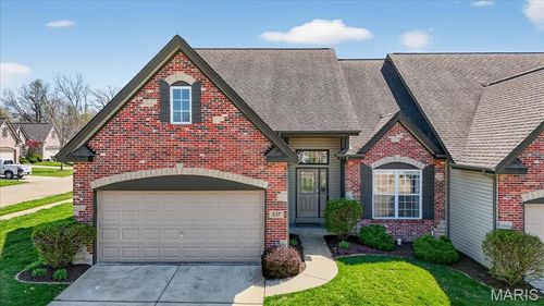 537 Sgt Pepper Dr, Saint Peters, MO, 63376-2441 | Card Image