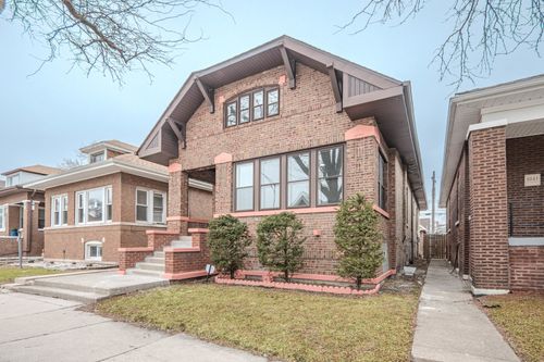 8137 S Loomis Blvd, Chicago, IL, 60620-3859 | Card Image