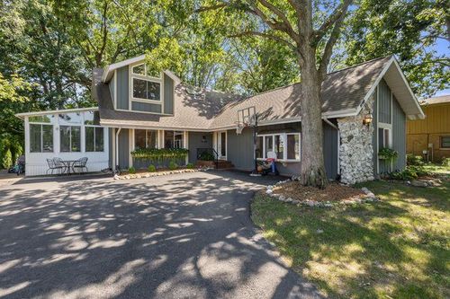 4140 Augusta Dr, Crown Point, IN, 46307-8957 | Card Image