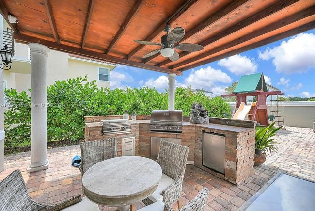 3521 Forest View Cir, House other with 5 bedrooms, 5 bathrooms and null parking in Fort Lauderdale FL | Image 52