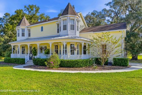 23327 Eppley Dr, Brooksville, FL, 34601-5272 | Card Image