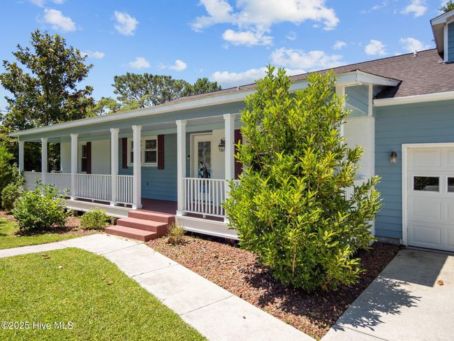 639 W Shore Dr, House other with 5 bedrooms, 4 bathrooms and 2 parking in Swansboro NC | Image 53
