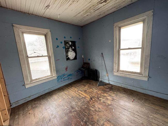 808 W 2 Nd St, House other with 5 bedrooms, 2 bathrooms and 3 parking in Weston WV | Image 12