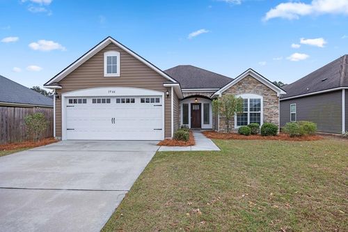 3966 Newbury Dr, Valdosta, GA, 31605-6121 | Card Image