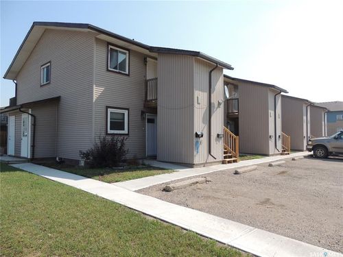 207-521 Dufferin Ave, Estevan, SK, S4A2J1 | Card Image