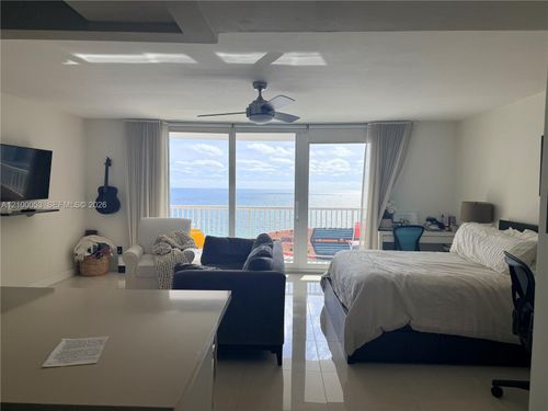 1232-5401 Collins Ave, Miami Beach, FL, 33140-2536 | Card Image