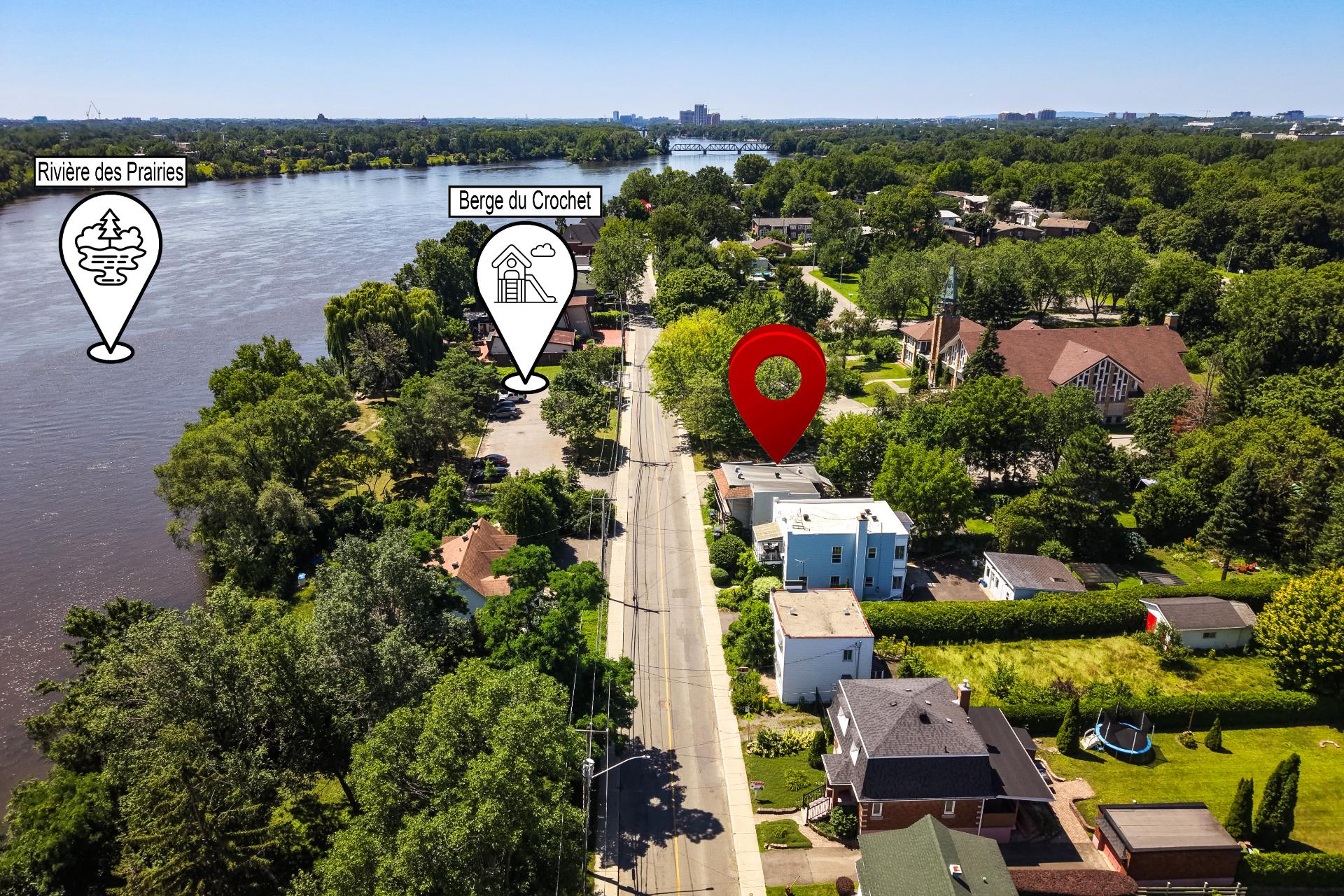Residential Income in Laval (Laval-des-Rapides) 5