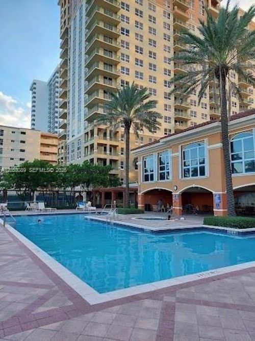 1211-2080 S Ocean Drive, Hallandale Beach, FL, 33009 | Card Image