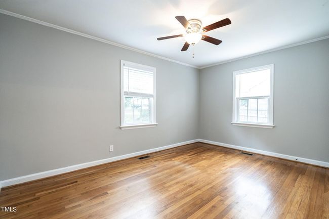 021-1920x1080-bedroom | Image 25