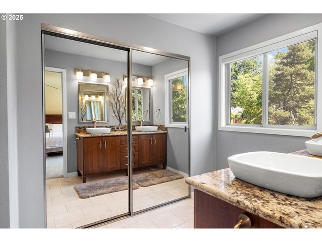 Owner's Suite Bathroom | Image 23