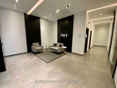 1006 - 17 Dundonald St, Condo with 2 bedrooms, 1 bathrooms and 1 parking in Toronto ON | Image 3