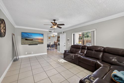 apt-c-8164 Thames Blvd, Boca Raton, FL, 33433-8523 | Card Image