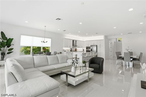 11949 Gardenia Avenue, NAPLES, FL, 34120 | Card Image