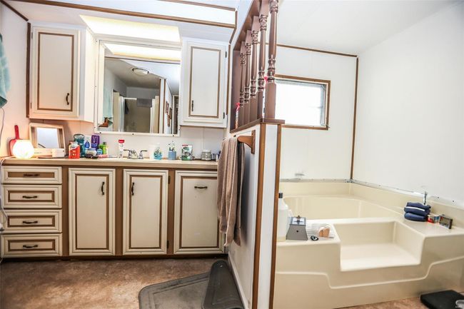 5507 Sassafras Ln, House other with 6 bedrooms, 3 bathrooms and 9 parking in High Ridge MO | Image 34
