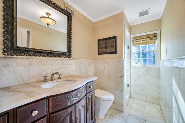 First floor full bathroom | Image 9