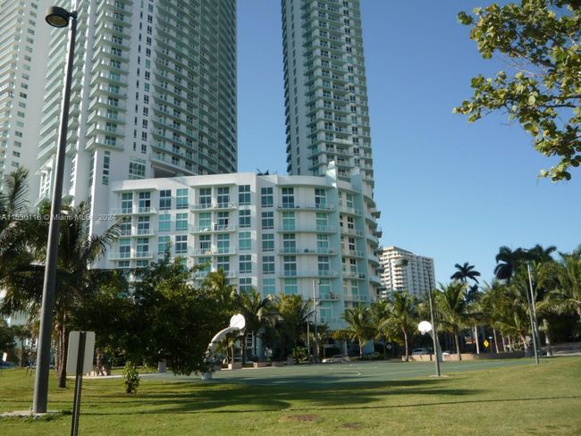 APT-3606 - 1900 N Bayshore Dr, Condo with 1 bedrooms, 1 bathrooms and null parking in Miami FL | Image 8