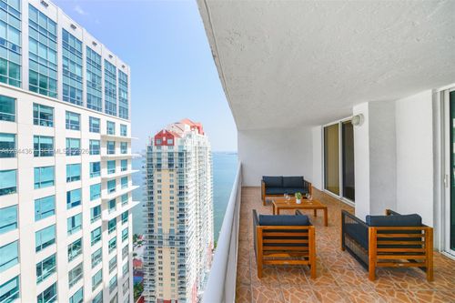 3614-1200 Brickell Bay Dr, Miami, FL, 33131-3251 | Card Image