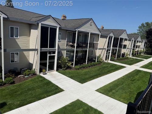 307 N Eton St, Birmingham, MI, 48009-5936 | Card Image