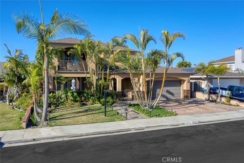 21131 Greenboro Ln, Huntington Beach, CA, 92646-7020 | Card Image