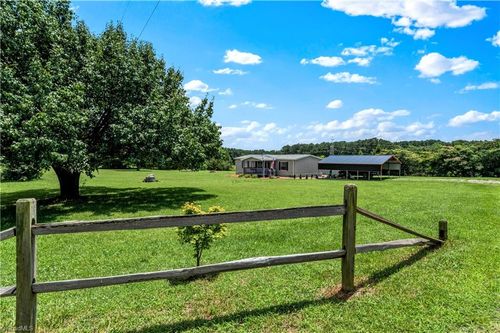 3019 Church Music Rd, Boonville, NC, 27011-8657 | Card Image
