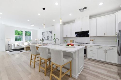 351 Charles Morris Ter, Sunnyvale, CA, 94085-4530 | Card Image