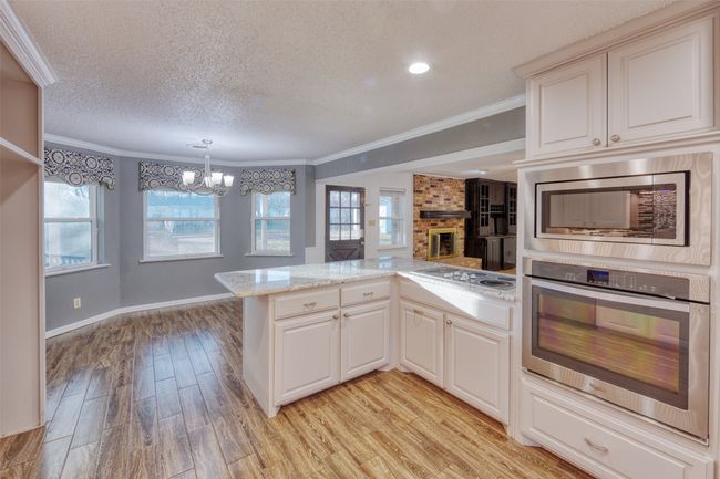 510 S Irick St, House other with 4 bedrooms, 3 bathrooms and null parking in Pilot Point TX | Image 4