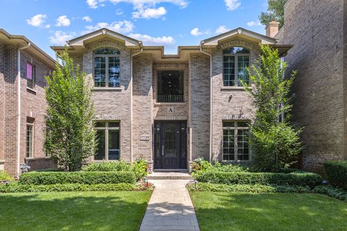 7739 Kenton Ave, Skokie, IL, 60076-3651 | Card Image