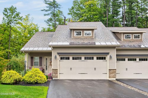 3 Canterbury Lane, Bethlehem, NY, 12054 | Card Image