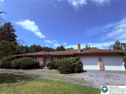 4395 E Texas Rd, Allentown, PA, 18103-9755 | Card Image