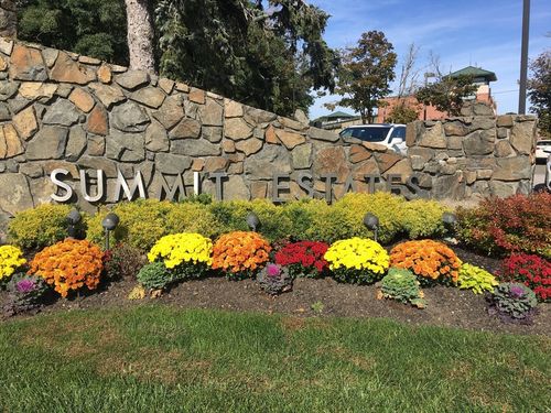 a-1006 Paradise Rd, Swampscott, MA, 01907-1359 | Card Image