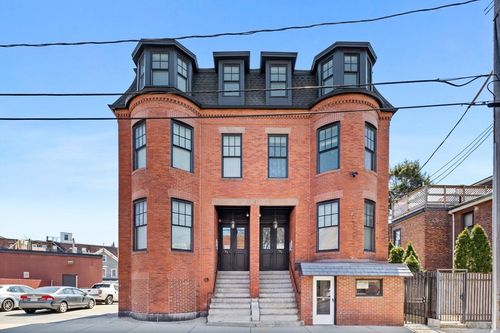 3-105 Broadway, Chelsea, MA, 02150-2683 | Card Image