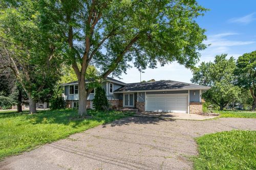1561 Rice Creek Road Ne, Fridley, MN, 55432 | Card Image