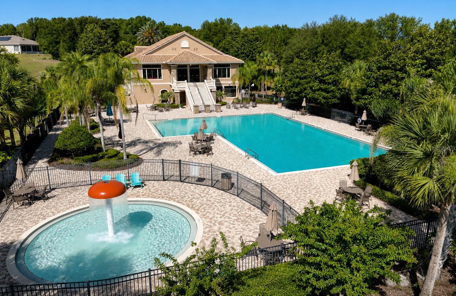 Residential in MOUNT DORA 4