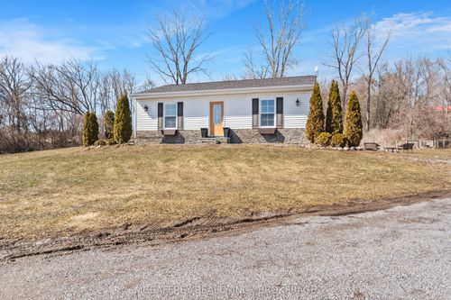 243 County Rd 17, Newburgh, ON, K0K2S0 | Card Image