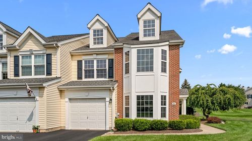 301 Holly Hill Ct, WARWICK, PA, 18974-3820 | Card Image