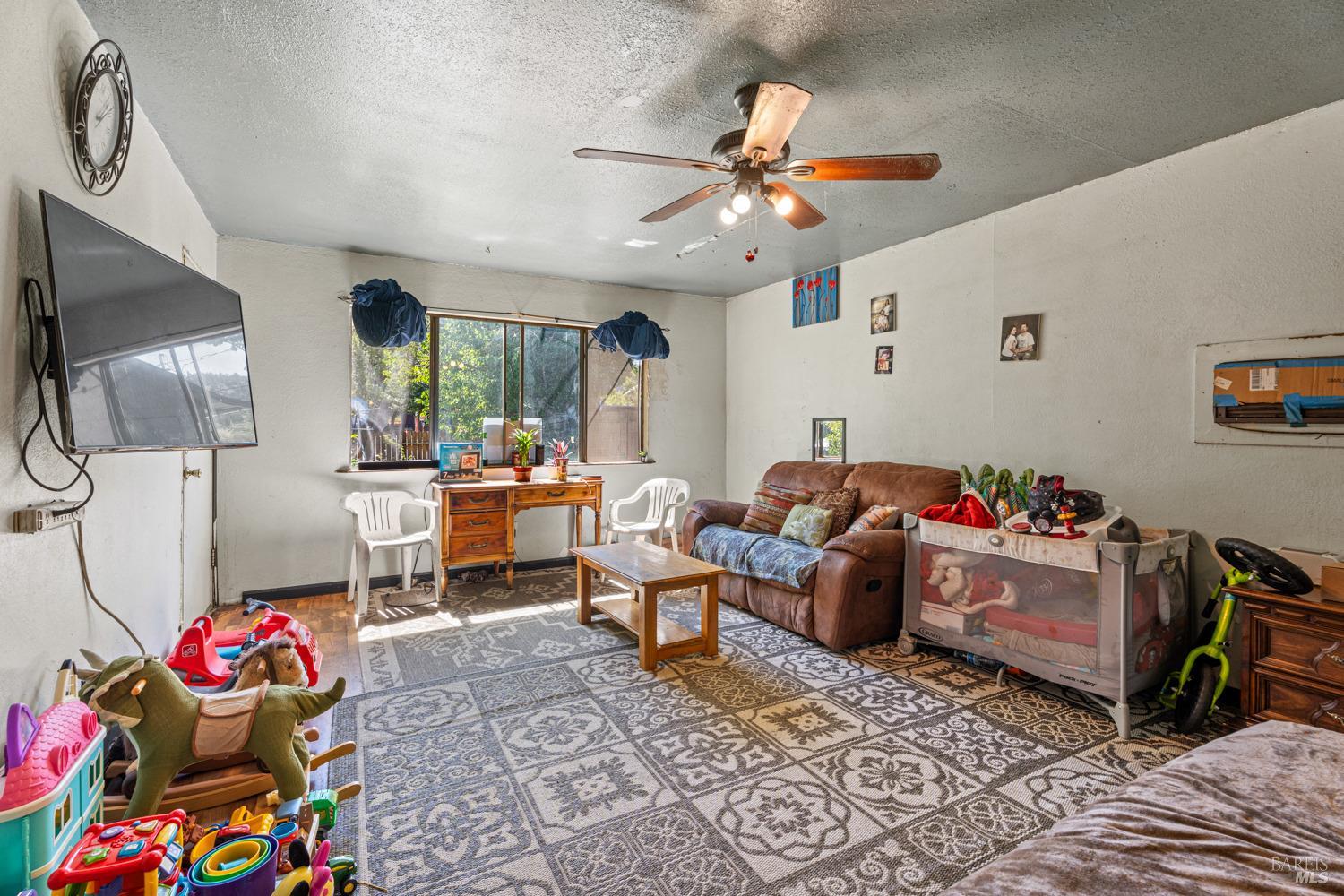 Residential in Willits 5