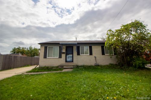 19200 Florida St, Roseville, MI, 48066-4167 | Card Image