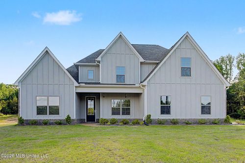 9065 Bennett Trl, Hernando, MS, 38632-1356 | Card Image