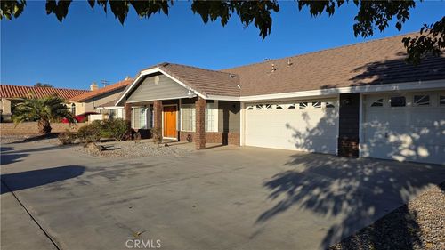 13863 Choco Rd, Apple Valley, CA, 92307-5595 | Card Image