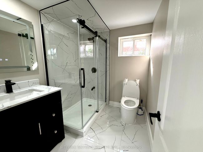 7461 Netherwood Rd, House other with 4 bedrooms, 4 bathrooms and 4 parking in Mississauga ON | Image 29