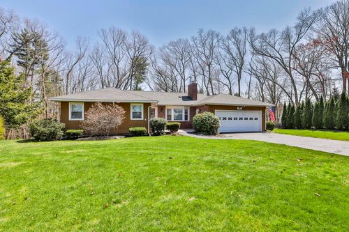6 Nova Rd, Nashua, NH, 03064-1145 | Card Image
