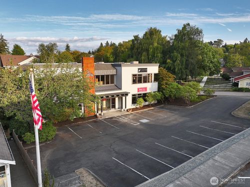 222 Anthes Ave, Langley, WA, 98260-5100 | Card Image