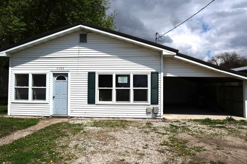 1701 18th St, Emmetsburg, IA, 50536-2155 | Card Image