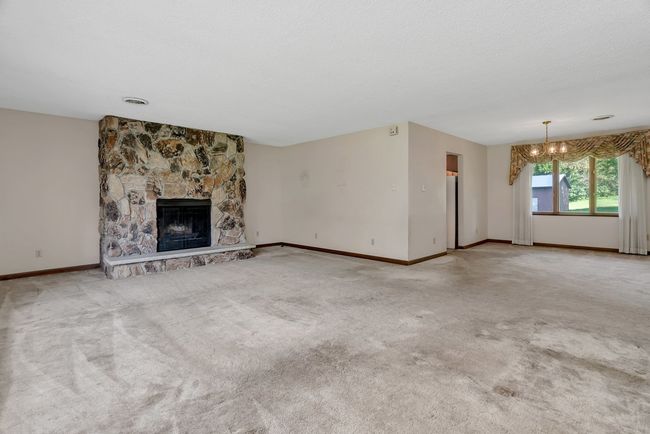 5815 E South Prairie Dr, House other with 3 bedrooms, 3 bathrooms and 2 parking in Morris IL | Image 6